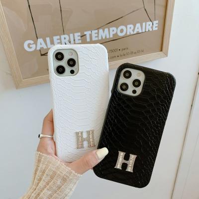 China Leather Phone Case Tide Brand Cover Device Snake Skin Pattern H Letter Phone Case For iPhone13/11/XS/XR/12pro for sale