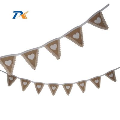 China 3 Meters Eco-Friendly 13 Vintage Flags Jute Rope Hessian Banner Hessian Bunting Photography Wedding Party Decoration Bunting Props for sale