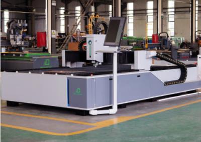 China A venda de Mini Cnc Fiber Cutting Machine 1500w 2000w morre laser da placa à venda