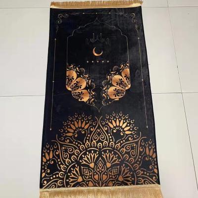 China Stain Resistant Matt Velvet Thick Muslim Islamic Ramadan Special Shape Set Gift Adult Children Class Thick Prayer Mat for sale