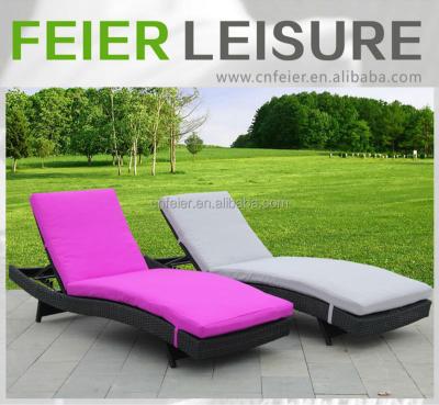 China Hot Sale Garden Leisure Furniture Rattan Sun Lounger for sale