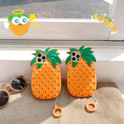 China Anti-fall pineapple push bubble fidgety person toys phone cover case for Iphones fidgety person phone cases for sale