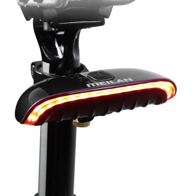 China Traseira de luz de bicicleta de Para de fio du remoto the LED flashlight 2 cores recarregavel control semp a luz de bicicleta de dagua lampada de bicicleta de prova for sale