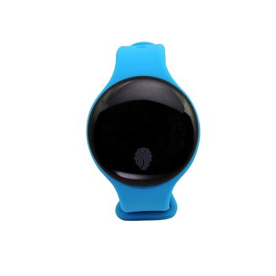 China Public Wireless Ibeacon Wristband Vibration Alarm Sensor Social Distance Ble 5.0 Digital Beacon for sale