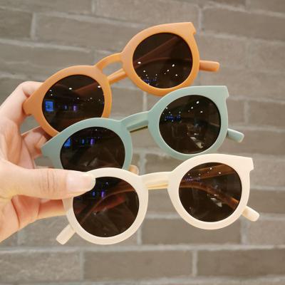 China Fashion sunglasses fashion simple Korean frosted children's mirror baby fashionable cool wear retro colorful sunglasses round frame glasses for sale