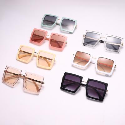 China Fashion sunglasses wholesale fashion square large frame metal sunglasses men and women tend custom retro glasses for sale