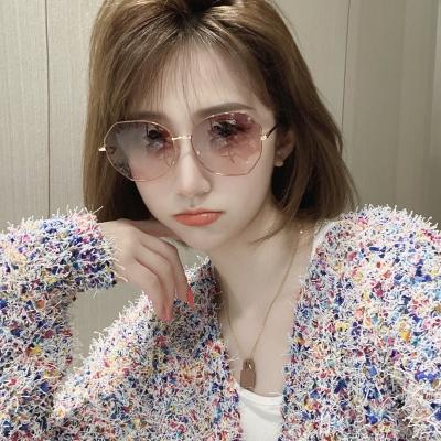 China Fashion Sunglasses Polarized Sunglasses Ladies Fashion Big Frame Vintage Polygonal Sunglasses Driving Luxury Glass Shades for sale