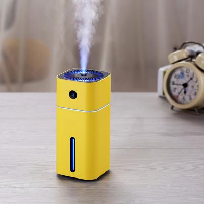 China USB Mini Size Ultrasonic Air Humidifiers Diffuser Mini Handheld Wireless Cool Mist Nebulizer Car Humidifier for sale