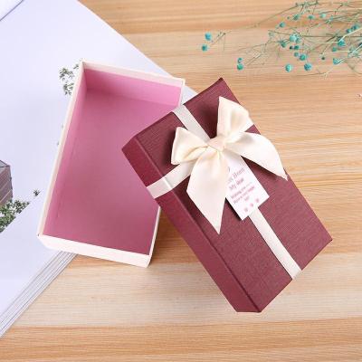 China Recyclable high quality wholesale custom made cheap gift box with ribbon in stock gift box wedding door gift box for sale