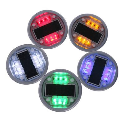 China Garden Well Sell New Type Solar Plastic Road Studs Price With Changing Light Color for sale