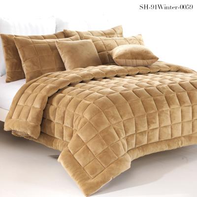 China Wholesale Luxury Single Diamond Velvet Embroidery Comforter Sets For Winter for sale