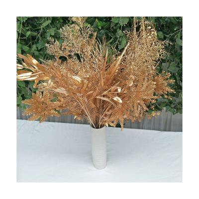 China Wholesale Country Style/Elegant Rural Style Series Emulation Plant Eucalyptus Gold Artificial Gold Plastic Leaves Maple Leaf For Wedding Decoration for sale