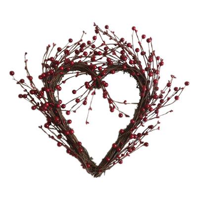 China Heart Shaped Pirmitive Pip Berry Red Berry Garland Decor Party/Wedding/Christmas Professional Home Decoration Supply for sale