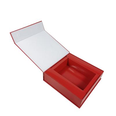 China Recyclable Red Paper Box With Printed Magazine Inserted Gold Foil Magnet Closure Box For Gift Packaging for sale