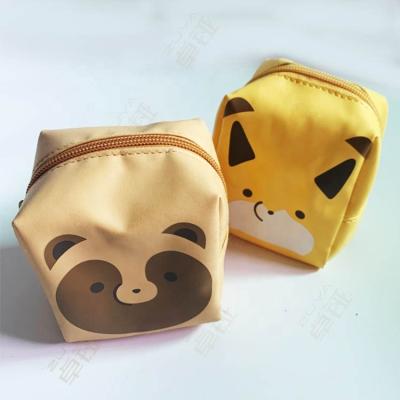 China Normcore/Minimalist Custom Portable Sanitary Napkin Period Pads Storage Pouch Bag Pad Pockets Zipper Bags for sale