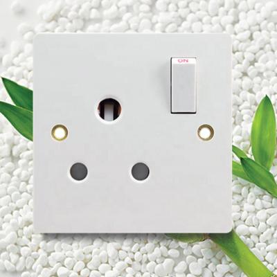 China Touch Screen Light Wall Switch CE Approved UK Standard Wall PC 13A Round Plug Plastic Switch for sale