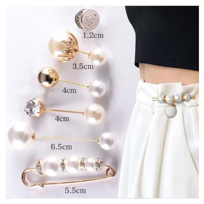 China New Exquisite Luxurious Attractive Design Pearl Pants Waist Pin Anti-fade Brooch U Style Waist Buckle Belt Change Small Artifact for sale