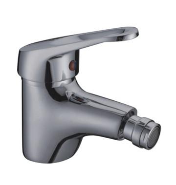 China Brass Chrome Lever Bidet Mixer Tap With Plated Valve , Single Hole Faucet for sale