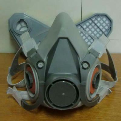 China 2016 Design High Quality Half Face Gas Mask TPR Rubber Gas Mask Half Face With Air Cylinder Valve for sale