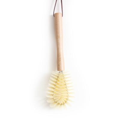 China Sustainable Dishwashing Brush Kitchen Household Cleaning Brush Multifunctional Beech Wood Handle Cup Brush for sale