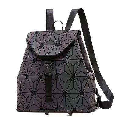 China Geometric Pakage Bag Hologram Drop Fashion Durable Waterproof Durable Fashion School Bags Mochilas 2022 New for sale