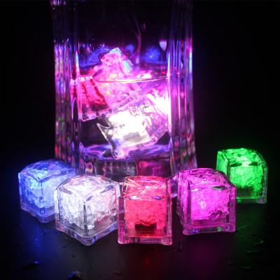 China Water Plastic Shiny Ice Flash Colorful Color Changing Led Toy Decorative Light for sale