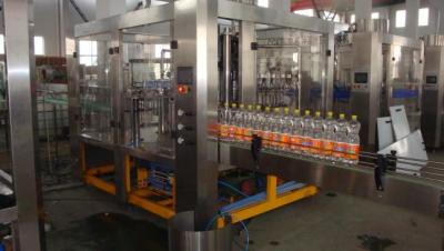 China 380V 50HZ Carbonated Drink Filling Machine , Soda Water / Soft Drink Filling Machine for sale