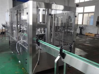 China Fully Automatic Wine / Beverage Bottle Filling Machine 8000BPH With Crown Cap for sale