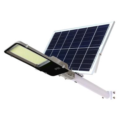 China Widely Used ROAD Lighting Night Price 200w Aluminum Solar Street Light for sale