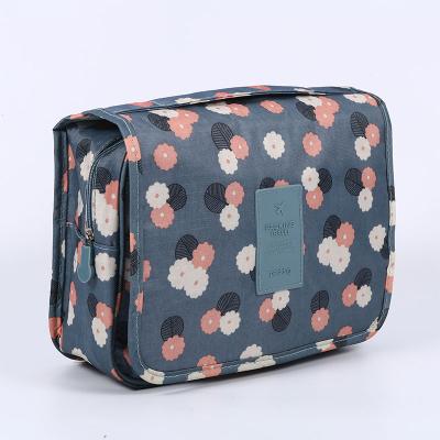 China Soft Travel Toiletry Bag Cosmetic Organizer OEM&ODM Wholesale Hanging Bag Travel Bag for sale