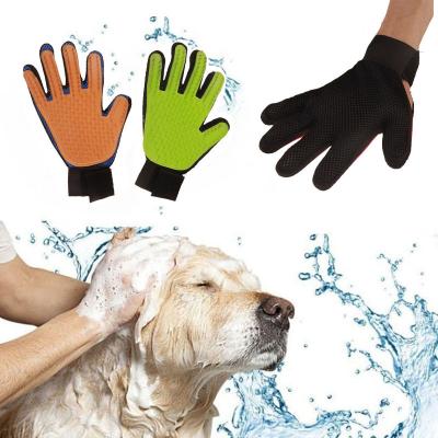 China New Sustainable Soft Pet Grooming Glove Brush Deshedding Brush Glove for sale