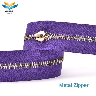 China Eco - Friendly Luxury Custom Leather Design Metal Zipper With Metal Slider For Bag Making Accessories for sale