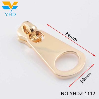 China Wholesale Large Skull Hole Metal Zipper Puller Sliders Eco - Friendly For Suitcase for sale