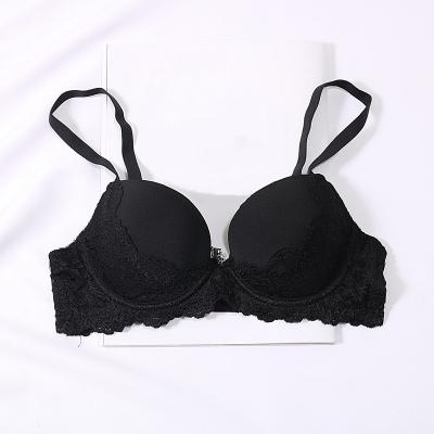 China Customized Pump Plus Size BIG CUP Ladies Bra Lift Up Underwire Bra Youth Girl Lingerie Fabric Shiny Wire Bra for sale