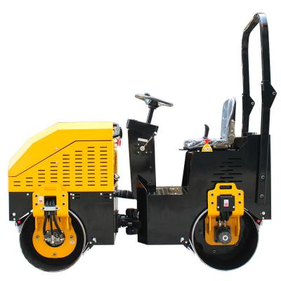 Cina 1 tonnellata Tandem Compactor Vibrating Ride On Road Roller Mini Asphalt Road Compactor Roller in vendita