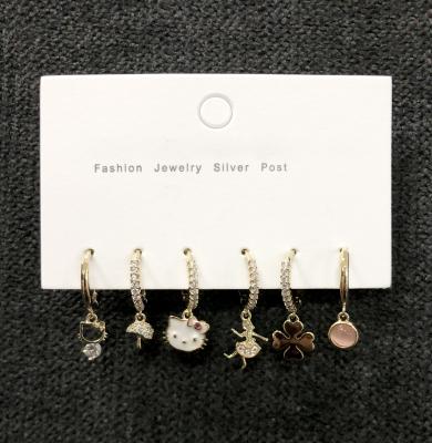 China New Design Fashion Jewelry Cute Environmental Friendly Cartoon Stud Hello Kitty Shape Zircon White Stud Earrings for sale