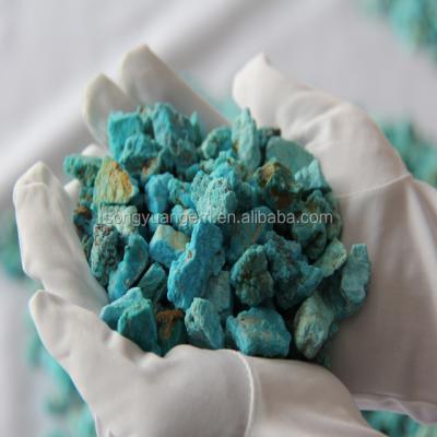 China Natural Wholesale Natural Turquoise Gemstone Rough Uncut Stones for sale