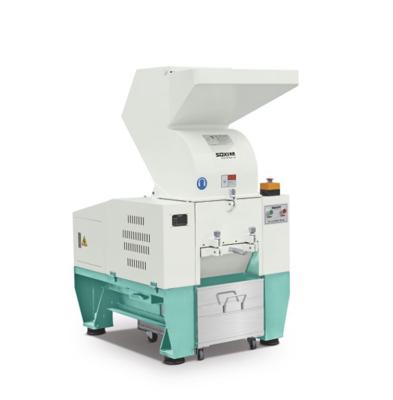 China Plastic Granules Production Automatic Plastic Pulverizer Mill Plastic Crusher With Sustaining Water Cooling for sale