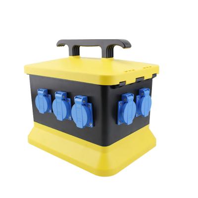 China Electronic Equipment Outdoor Waterproof Power Socket Small Industrial Portable Distribution Box for sale