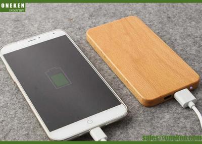 China 8000mAh Portable Mobile Power Bank Dual Port Bamboo Solid With Polymer Battery Battery for sale