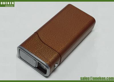 China Banco portátil 4400mAh del poder de la caja de cigarrillo con el microprocesador elegante incorporado en venta