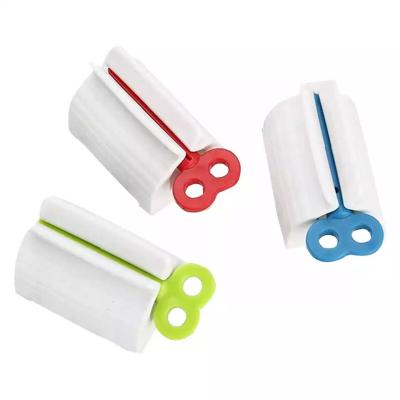 China Viable Expelling Novelty Holding Design Smart Wrench Plastic Expelling Clamp Holder Plastic Expelling Squeezer for sale