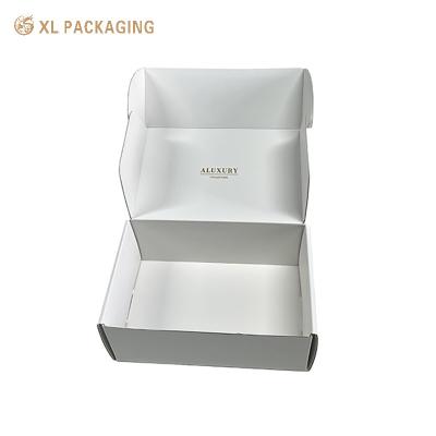 China Custom Cardboard Mailer Box Apparel Postal Clothing Packaging Box For Dress T Shirt Suit for sale