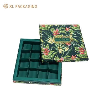 China Luxe 16 Slots Chocolate Candy Gift Boxes Gift Paper Packaging Box Matt laminaat Te koop