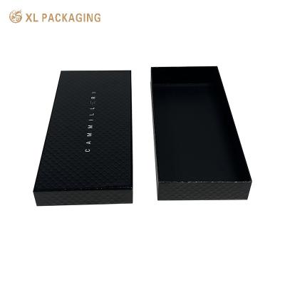 China Black Paper Cardboard Gift Packaging Box Glossy Lamination Lid And Base Gift Box for sale