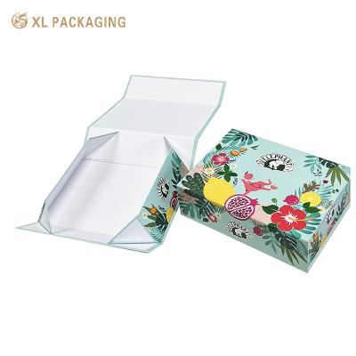 China Rectangle Magnetic Closure Box Cardboard Hardcover Gift Box With Magnetic Lid for sale