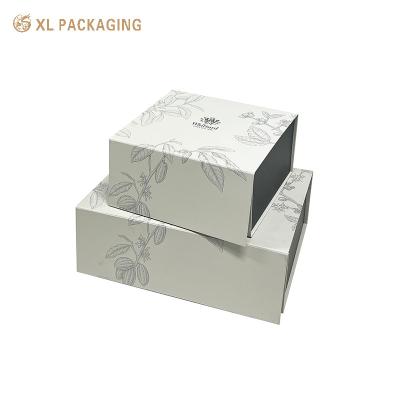 China Floral Foldable Paper Boxes Card Paper Insert Magnetic Tea Paper Packaging Box for sale