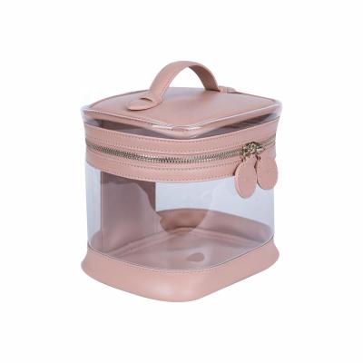 China Hot Selling Clear Large Capacity PVC Bag Women Makeup Beauty Organizer Travel Toiletry Cosmetic Bag for sale