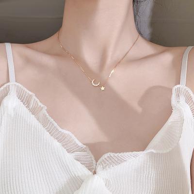 China Fashion Environmentally Friendly Cheap Silver And Popular New 925 Clavicle Star Moon Female Korean Gold Chain Necklace for sale