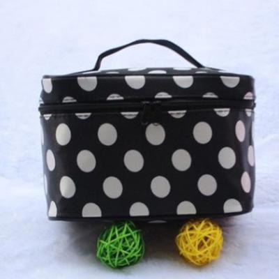 China Hot Selling Fashion Advertising Makeup Organizer Bag Travel Toiletry Bag With Low Price for sale